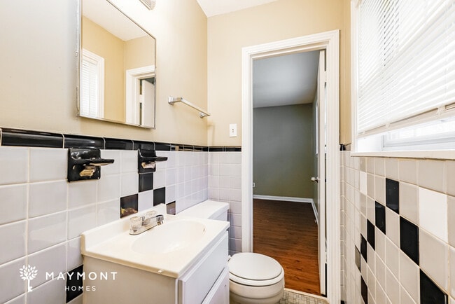 Building Photo - 192 Chotard Ave