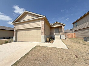 Building Photo - 5131 Blind Shot