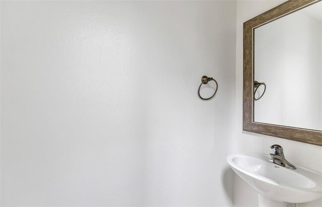 Building Photo - 17635 Olympic Park Ln