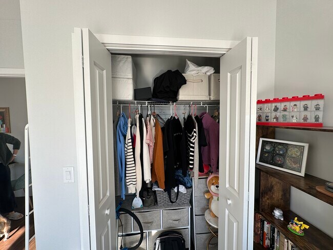 Building Photo - 205 Maverick St