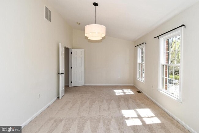 Building Photo - 301 Hillwood Ave