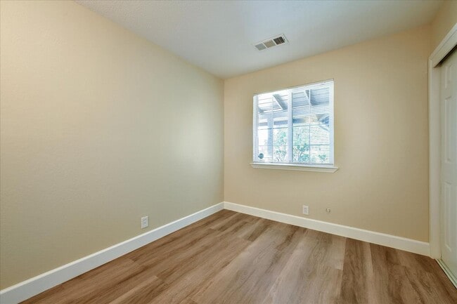 Building Photo - Wow! What a Great Home! Available Soon!