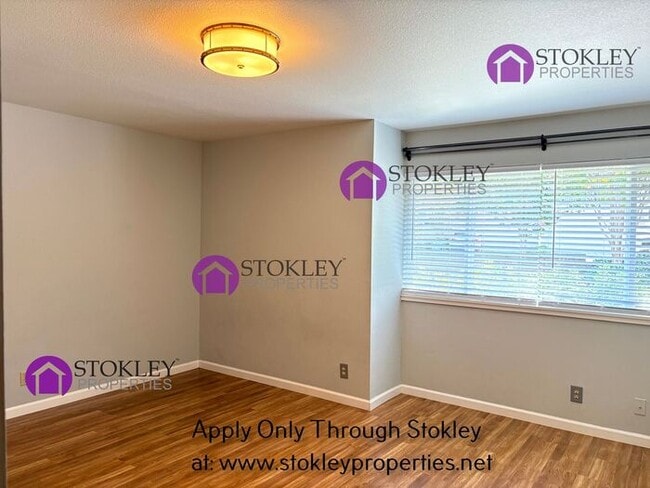 Building Photo - 1538 Siskiyou Dr