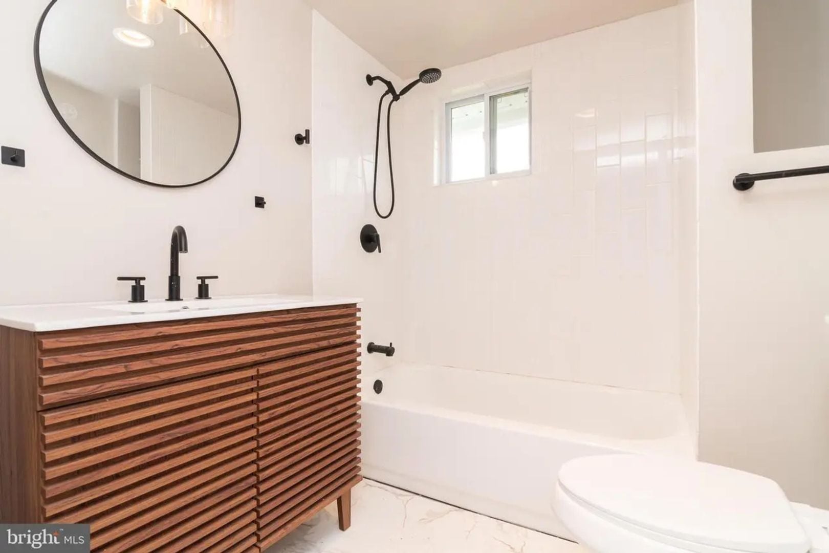 Building Photo - 107 West St