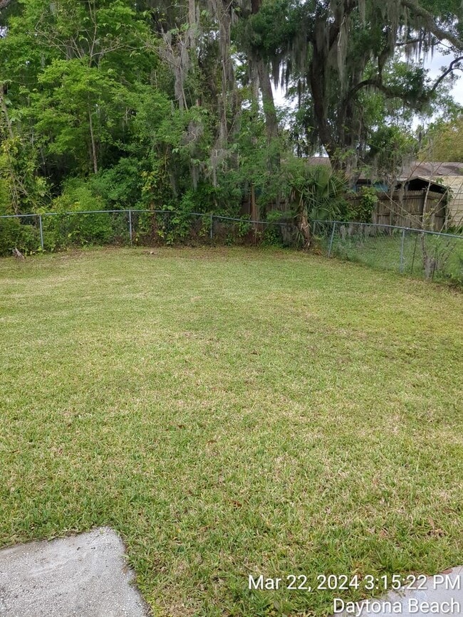 Building Photo - Spacious 4BR Home Minutes from Daytona Beach – Freshly Updated & Move-In Ready!