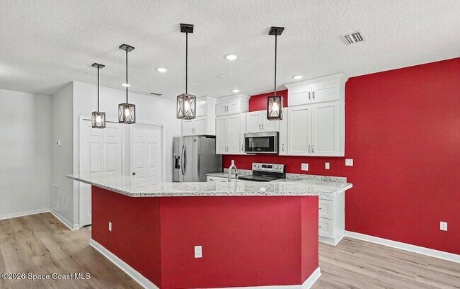 Building Photo - 802 Marian Ct