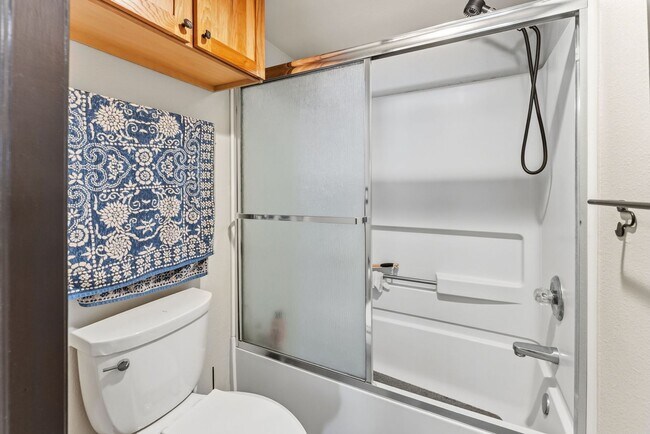 Building Photo - Furnished 2BR/2BA Breckenridge Condo | Garage, Fireplace & Hot Tubs | Available Oct. 1