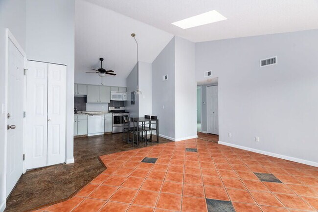 Building Photo - 8803 Colorado Blvd