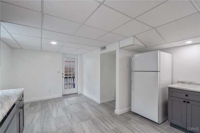 Building Photo - 3354 Hayes Rd