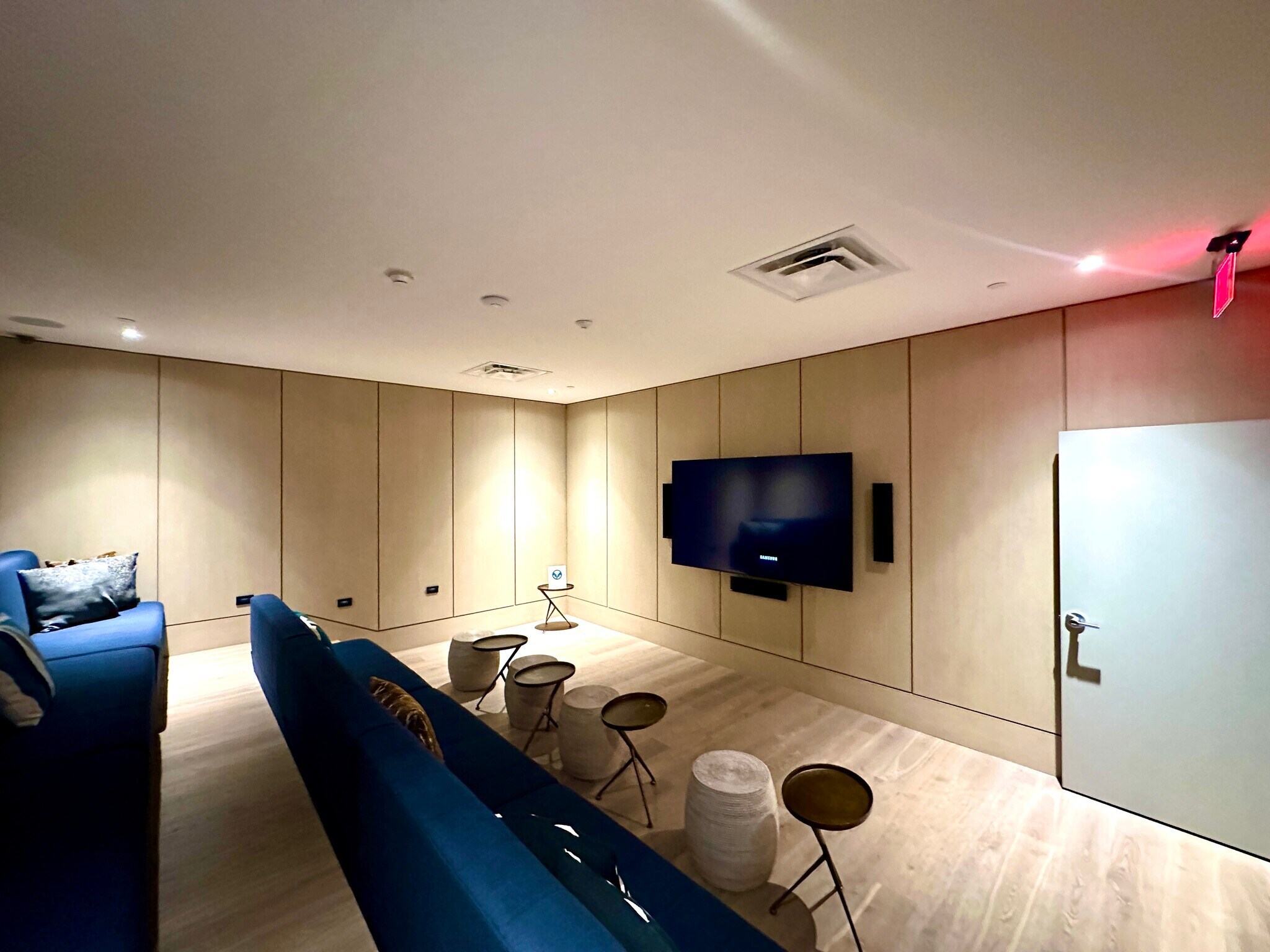 Building Photo - 1936 NW 2nd Ct