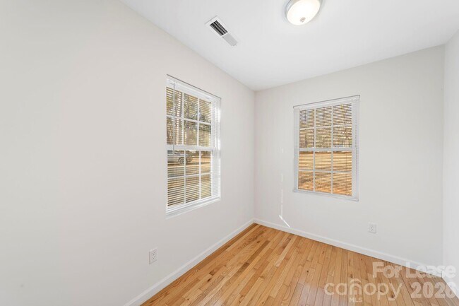 Building Photo - 5309 Waxhaw-Marvin Rd