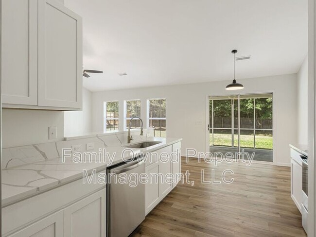 Building Photo - 5208 Copley Cir