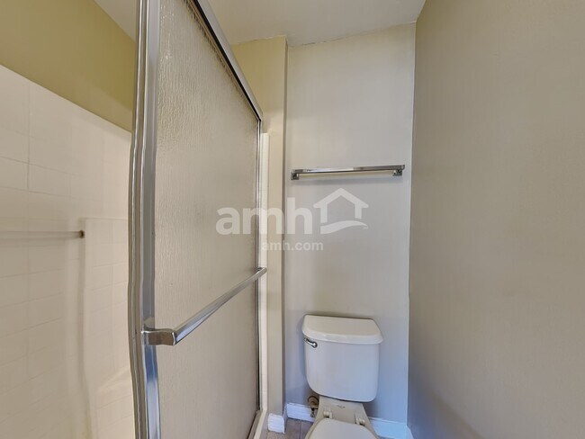 Building Photo - 1718 Westminster Trl