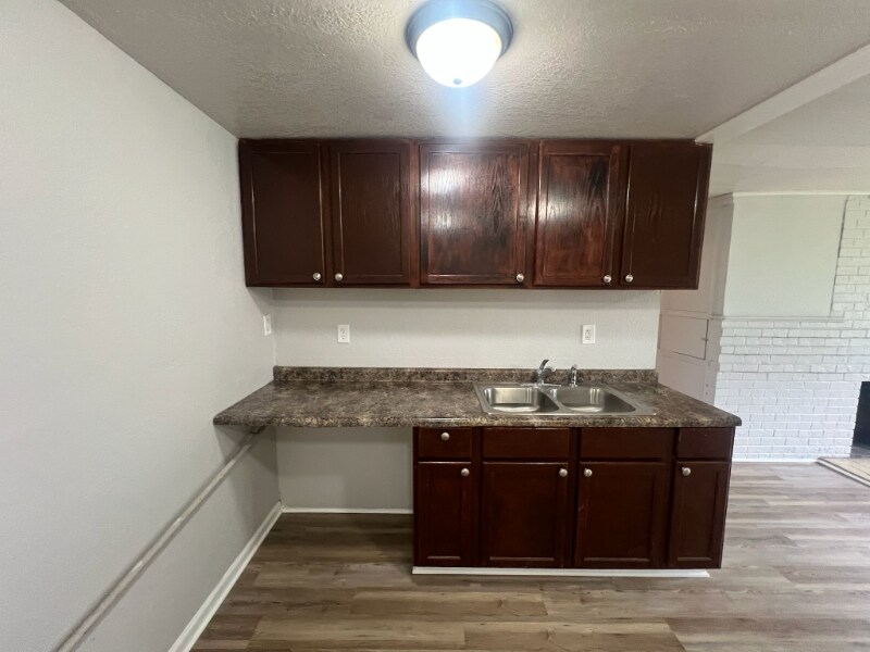 Building Photo - 6078 N 39th St