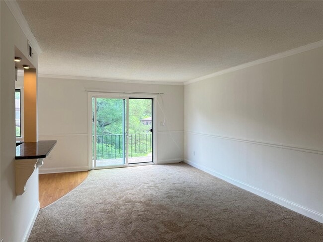 Building Photo - 614 Cherry Hill Dr