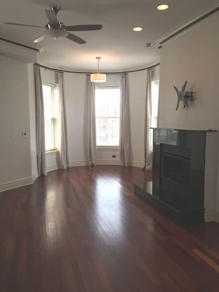 Building Photo - 36 S Ashland Ave