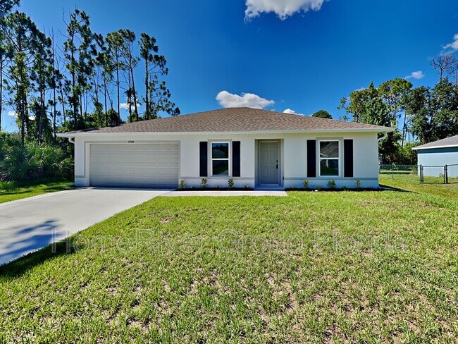 Building Photo - 2748 Cranbrook Ave