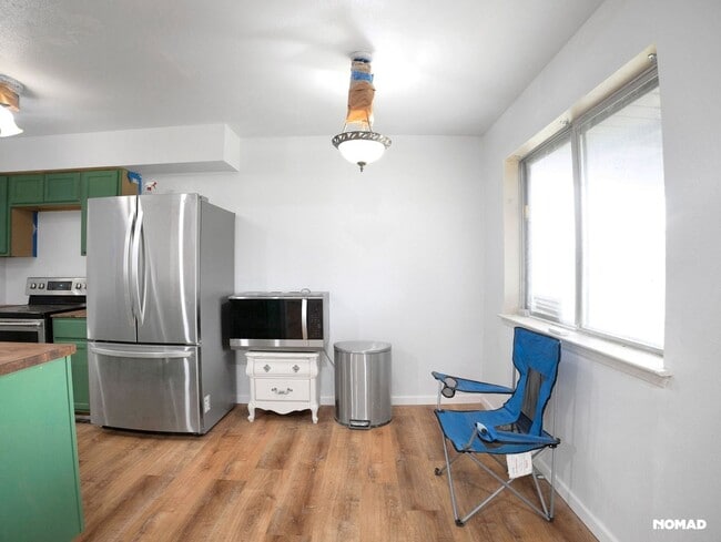 Building Photo - Charming 4BR House in Lancaster