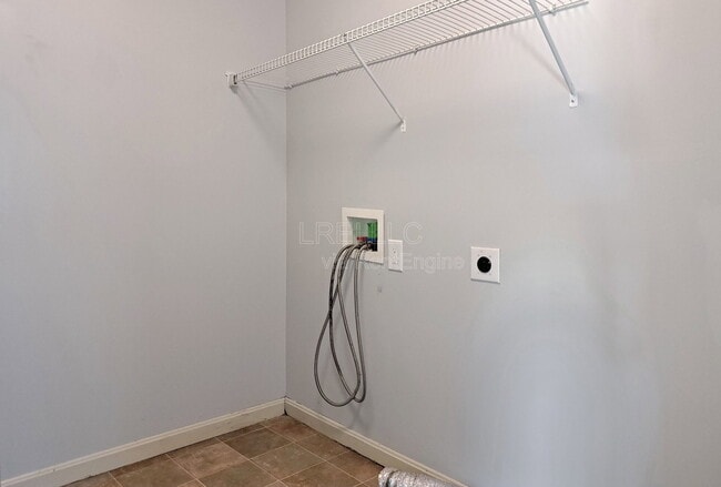 Building Photo - 304 Keeneland Dr