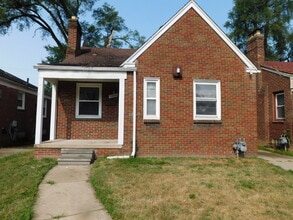 Building Photo - 16601 Murray Hill St