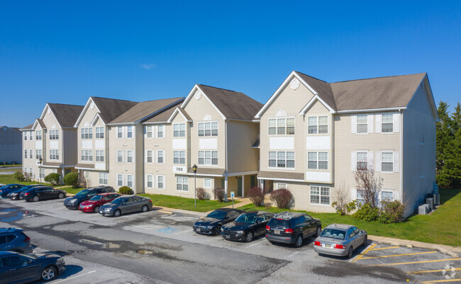 Primary Photo - Willow Chase Apartments