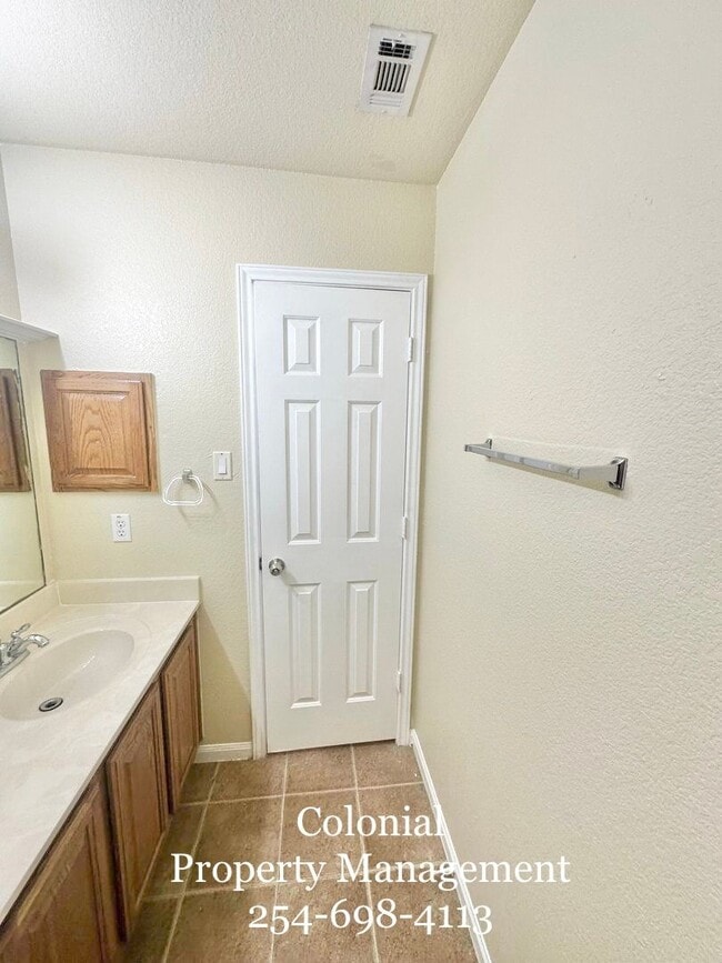 Building Photo - 4bd/3ba in Killeen Tx AVAILABLE JANUARY!