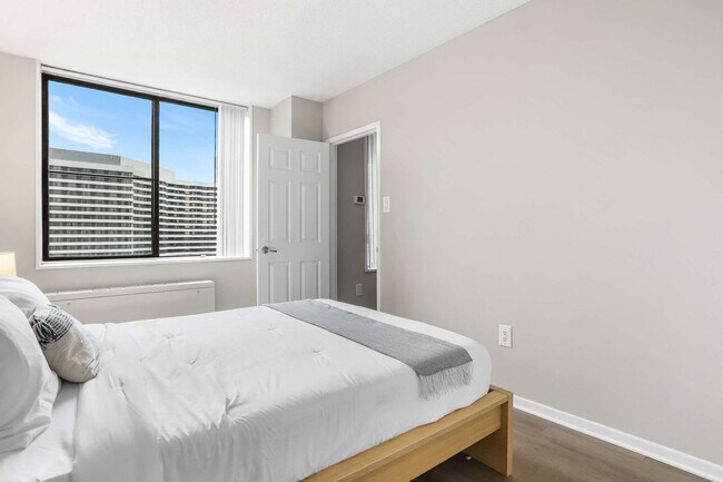 Building Photo - 1515 Richmond Hwy