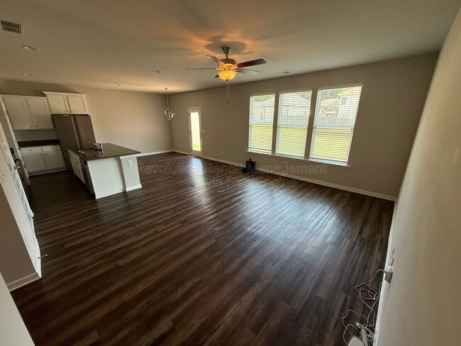 Building Photo - 112 Hunts Ml Cir