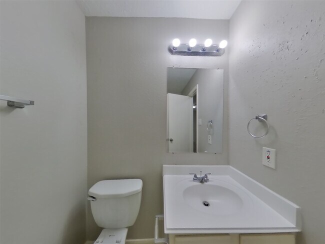 Building Photo - 1702 Glacier Blue Dr