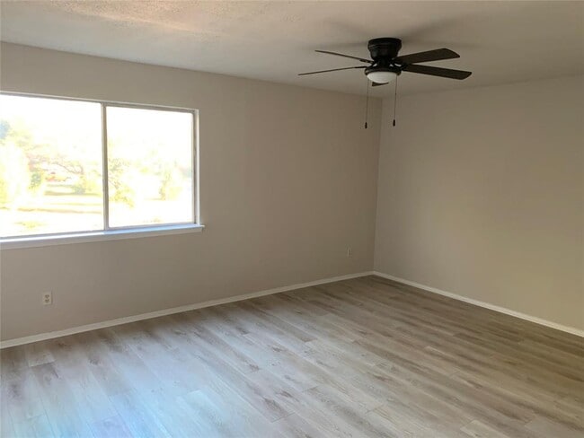 Building Photo - 1800 Wagon Gap Dr