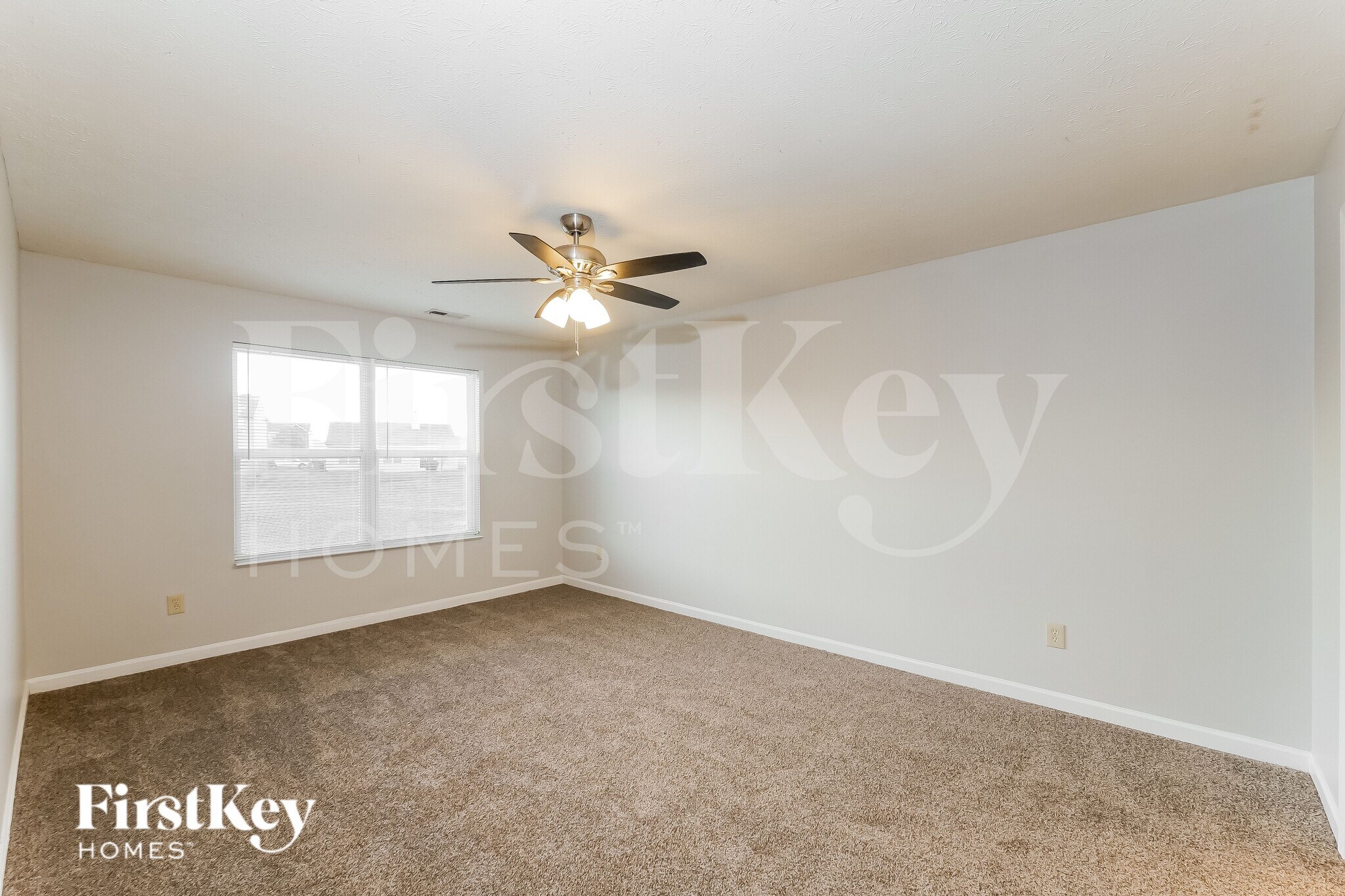 Building Photo - 4744 Altar Ct