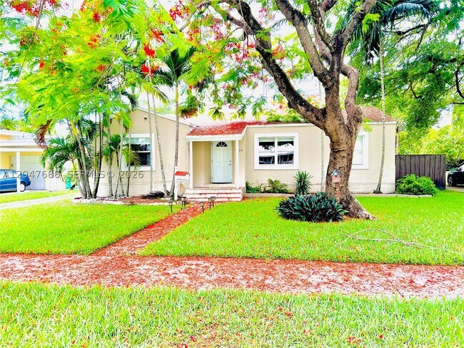 Building Photo - 410 Pinecrest Dr