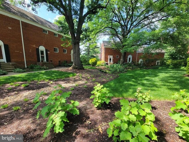 Building Photo - 3472 Gunston Rd