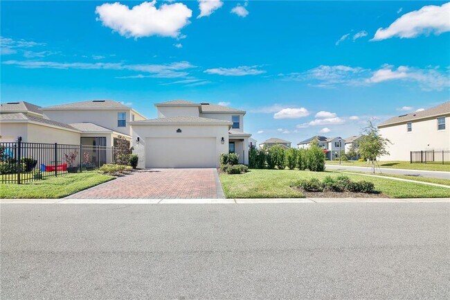 Building Photo - 11145 Sound Shr Dr