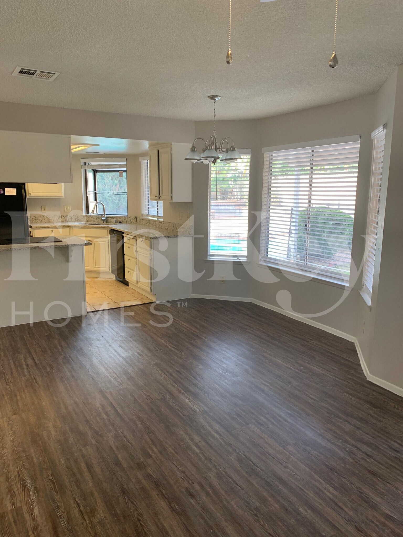 Building Photo - 7475 Babbs Ct