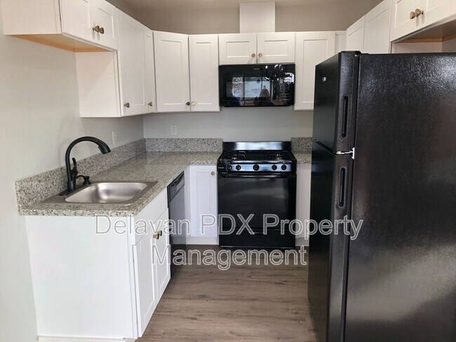 Building Photo - 1396 Kimber Ct