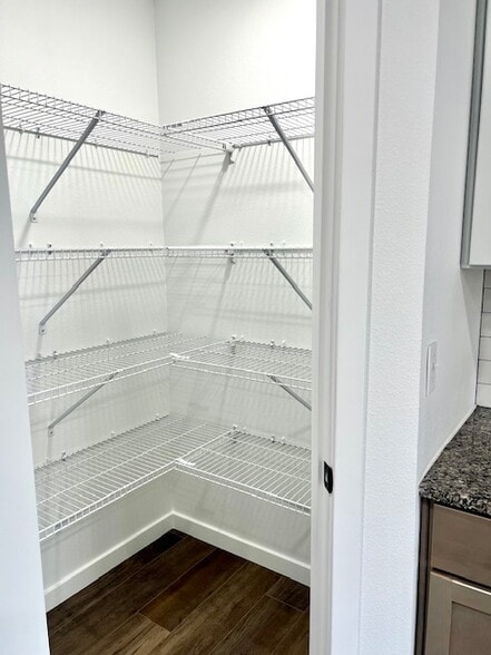 Pantry - 800 Hoffman Hills Blvd