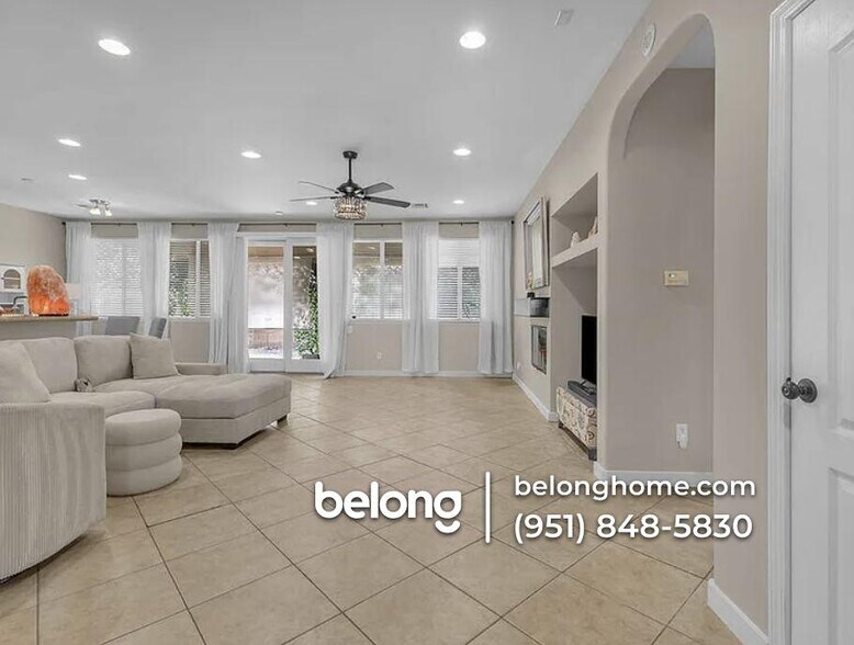 Building Photo - 65166 Cliff Cir