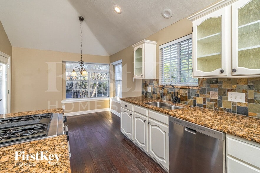 Building Photo - 1313 Deer Trail