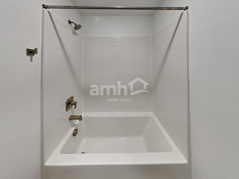 Building Photo - 9128 Taft Point Ct