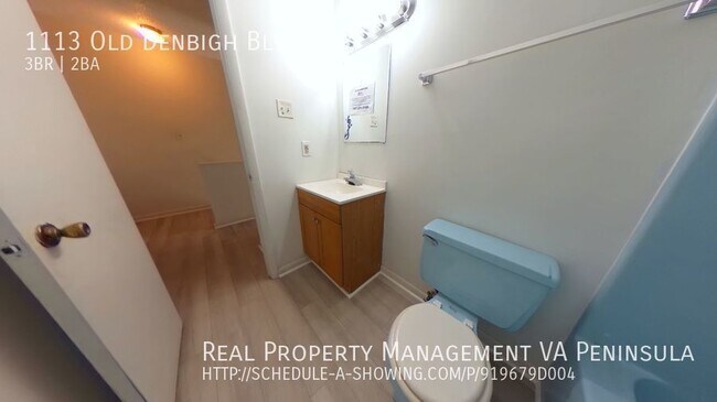 Building Photo - 3 Bedroom Town Home Near Mary Immaculate F...