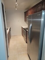 Building Photo - 13455 NE 10th Ave