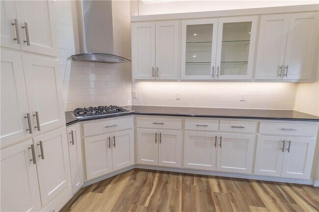 Building Photo - 4518 Olive Tree Ave