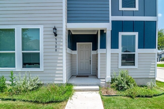 Building Photo - 5300 Mulberry Grove Ln