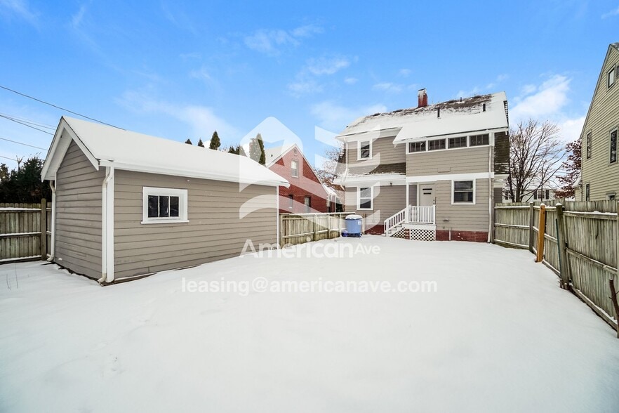 Building Photo - 2418 Georgetown Ave