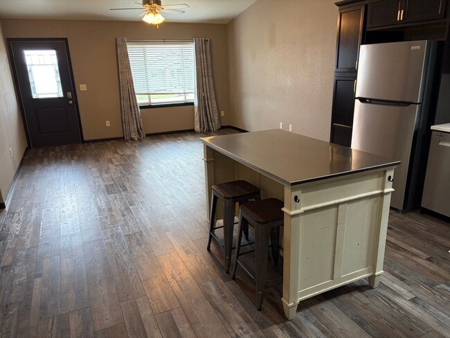 Building Photo - Modern 3-Bedroom Gem with Spacious Basement and Fenced Yard in Box Elder