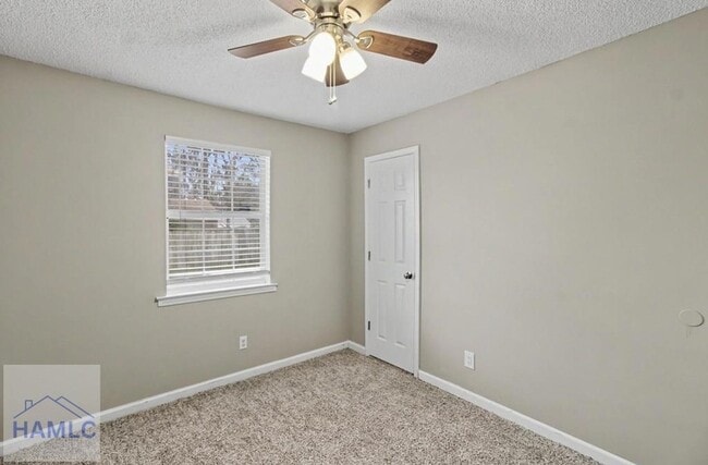 Building Photo - 43 Sandy Run Rd