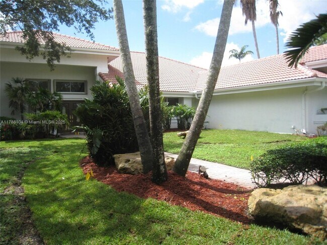 Building Photo - 9818 SW 111th Terrace