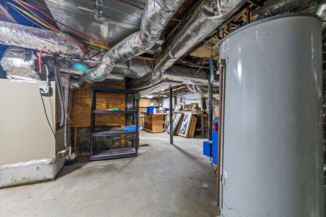 Building Photo - 378 S Mammoth Rd