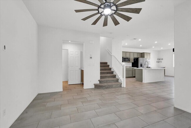 Building Photo - 8033 Skye Foxx St